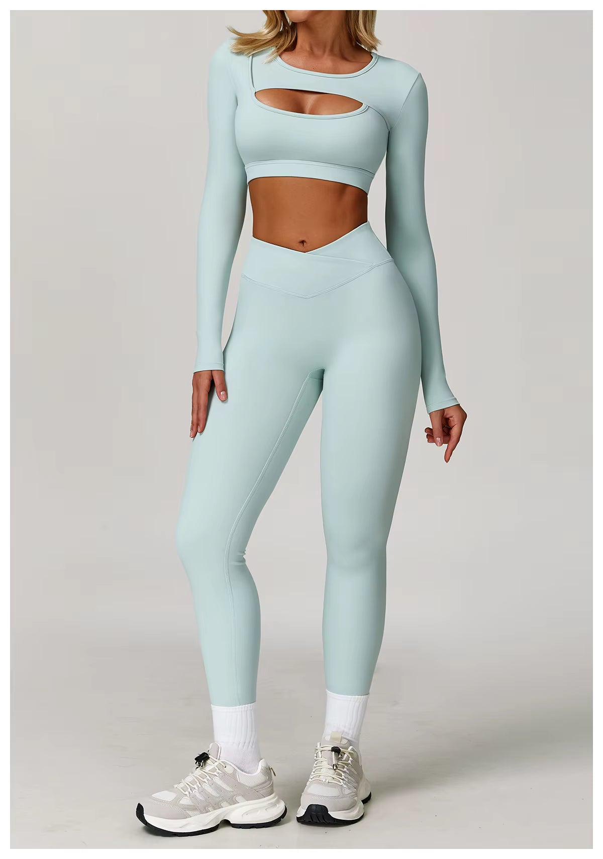 Zyra - Crop Top (Long Sleeve)